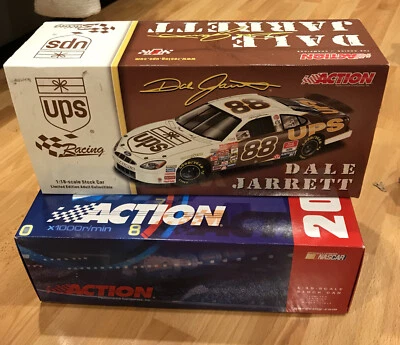 DALE JARRETT # 88 UPS NASCAR RACING FORD CAR 1:24 ACTION DIECAST 2001 NEW ? - Image 1 of 4