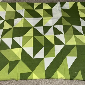 2.5 Metres Green Geometric Viscose Fabric - Picture 1 of 4