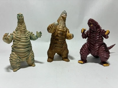 Red King 3-piece set Bandai Gasyapon HG Series Retro Mini Figure Japan - Image 1 of 4