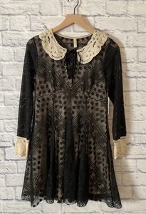 Free People Talk That Talk Black Lace Dress Size 4 NWT - Picture 1 of 6