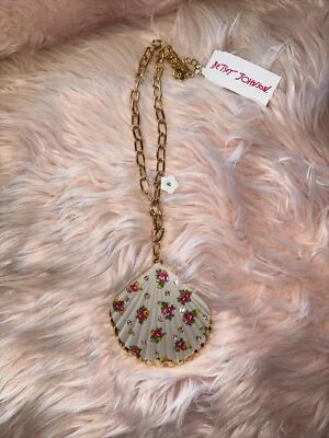 Betsey Johnson Gold Tone White Gray Seashell Pendant Necklace Floral Print NWT - Image 1 of 4