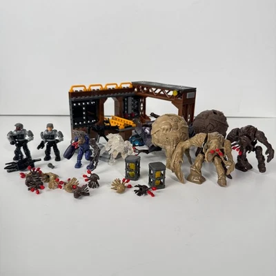 Halo Mega Bloks 97430 Flood Invasion Set COMPLETE ULTRA RARE FLOOD Forms Halo 3! - Image 1 of 4