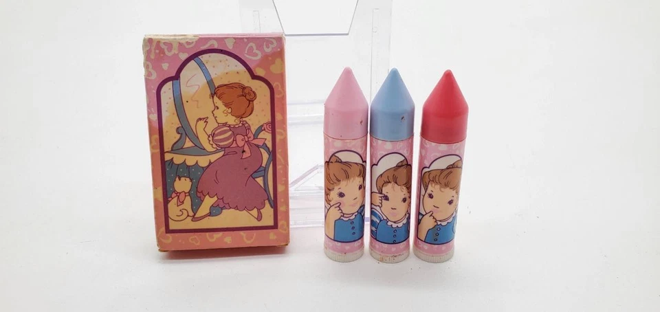 Vintage AVON Beauty Time Makeup Kit, Children's Set, Blush Tint  Heat Damage NOS - Image 1 of 1