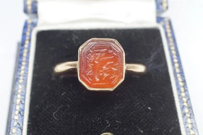 ANTIQUE ENGLISH 15K GOLD SIGNET RING W/ LATE ISLAMIC INTAGLIO SEAL c1800's - Image 1 of 4