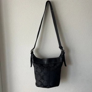 Coach Vintage G0949 F13358 Black SIGNATURE DUFFLE Bucket Crossbody logo bagFLAW - Picture 1 of 23