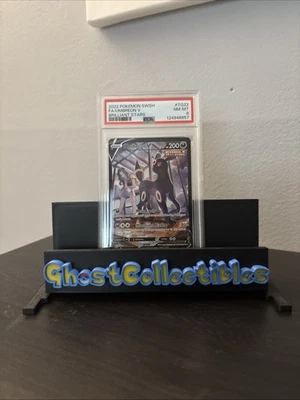 2022 Pokemon SWSH Brilliant Stars Umbreon V Trainer Gallery #TG22/TG30 PSA 8 - Image 1 of 3