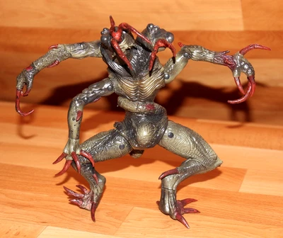 Figura de ação Resident Evil 3 Brain Sucker Moby Dick série 3 - Imagem 1 de 4