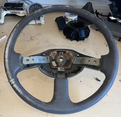 89-95 TOYOTA PICKUP 4RUNNER VOLANTE GRIS OEM Foto 1 de 2