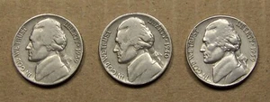 LOT OF 3 JEFFERSON  NICKELS   ACTUAL  COINS  1939P, 1940P & 1959D   90526205-05 - Picture 1 of 2