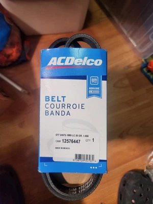 ACDelco GM Original Equipment 12576447 V-Ribbed Serpentine Belt OEM Replacement - Image 1 of 2
