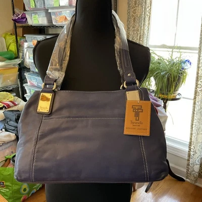 Bolsa de mão Tignanello azul couro genuíno macio com CC e suporte para dinheiro. Novo - Imagem 1 de 4