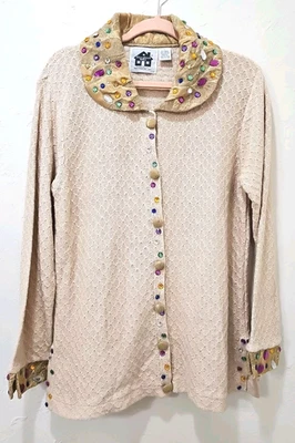Cárdigan Suéter Storybook Knits HSN "juego de tapices" talla L beige embellecido de colección Foto 1 de 4
