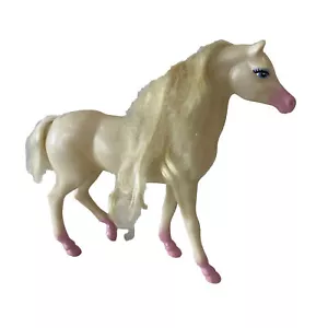 Barbie Horse Cream Sparkle Vintage 2004 Pink Feet/Nose Blue Eyes 27cm Mattel Toy - Picture 1 of 21