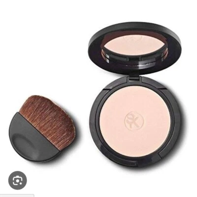 Sonia Kashuk Undetectable Pressed Powder Light  SEALED - Image 1 of 2