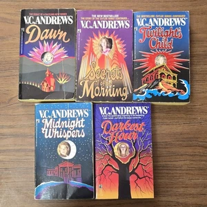 The Cutler Family Series Complete 5 Volume Set Keyhole Covers by V.C. Andrews - Imagen 1 de 4