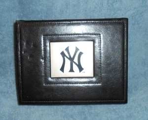 NY YANKEES ~ schwarze Leder Kommode Box mit Metall Logo ~ schön! ~ - Bild 1 von 4