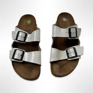 Y2K vintage white patent leather Arizona sandals. Birkenstock. Size 7.5. - Picture 1 of 2