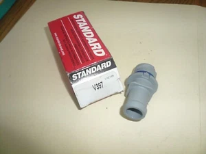 2002 - 2019 Ford PCV Valve Standard V397 - NOS - Photo 1/2