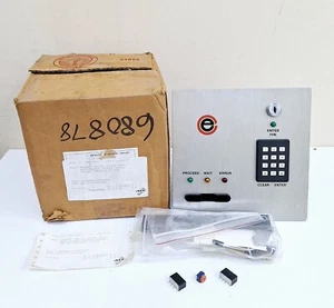 Lector serie Advanced Graphics FA-E0023BY / AY-E0025/P con teclado - Imagen 1 de 21