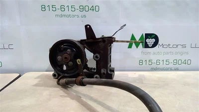 Bomba de dirección Ford Ranger 2001-2005. Foto 1 de 4