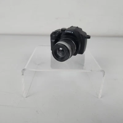 Mini Cámara Digital DSLR Modelo 1:12 Casa de Muñecas LED Flash Llavero Sonido Funciona Foto 1 de 4