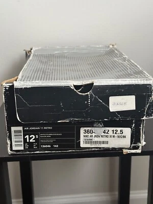 Air Jordan 11 Retro 2001 Columbia Foto 1 de 4