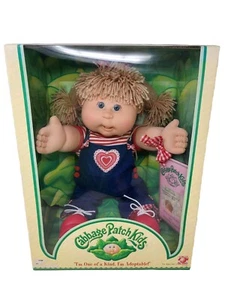 Vintage Cabbage Patch Kids Puppe 2004 "Zoe Heidi" blonde Zöpfe Mädchen neu VERSIEGELT - Bild 1 von 8
