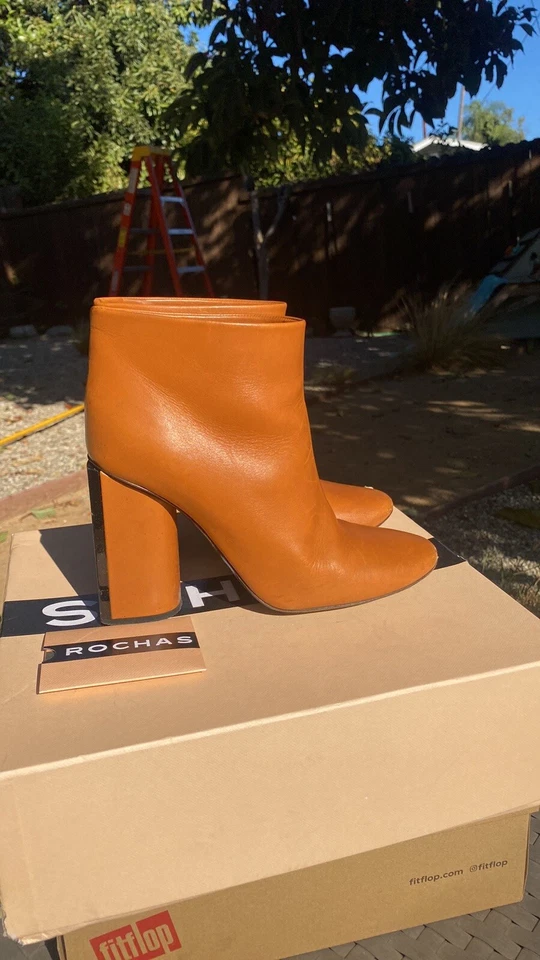 Ботинки на лодыжке Rochas с геометрическим каблуком из верблюжьей кожи 7,5 - Изображение 1 из 4