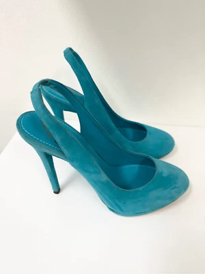 Brian Atwood Felicite 露跟浅蓝色麂皮绒 6 1/2 — 第 1/4 张图片