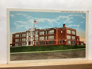 Senior High School: Falls City, NE - Postal de colección - Imagen 1 de 3