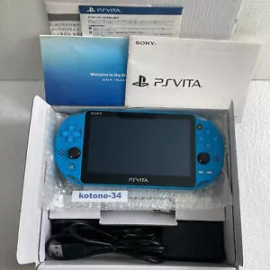 Consola PS Vita Aqua azul PCH-2000 con cargador CAJA Sony psvita Japón probado - Imagen 1 de 6