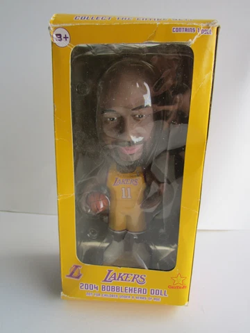 Karl Malone #11 Los Angeles Lakers 2004 Bobblehead Doll-Carl's Jr Cover