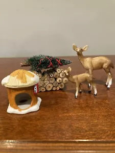 Lote de estatuillas de porcelana Lemax Dog House Christmas Village pila de madera ciervo árbol - Imagen 1 de 7