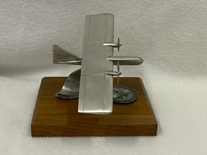 Avión de exhibición de escritorio modelo militar de colección del Cuerpo de Marines de EE. UU. - Imagen 1 de 8