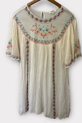 Umgee White Embroidered Lace Gauze Dress Fully Lined Sz Med - Image 1 of 4