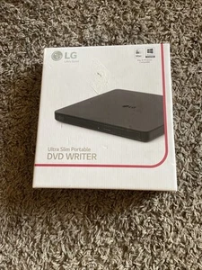 LG Ultra-Slim Portable DVD Writer GP63EX70 for Windows & Mac ~ New/Sealed - Afbeelding 1 van 5