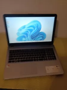 Asus VioBook X540BA 15,6" AMD a9-9425 RADEONA WHITH R5 8gb 500gb win11 - Foto 1 di 8