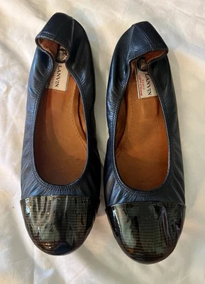PLANOS DE BALLET LANVIN CUERO NEGRO con PUNTERA DE CUERO PATENTE, Talla 39 (US 9) Foto 1 de 4