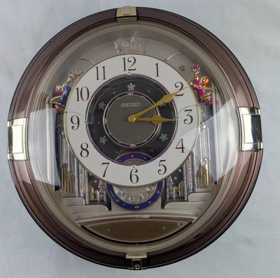 Seiko Wall Clock Melodies In Motion Trumpeting Angels Working - Image 1 of 4