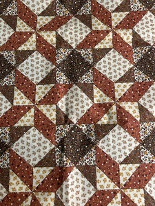 Vtg 1970s Brown Calico Cheater Quilt Fabric Pinwheel Cotton Remnant 26" x 44" F6 - Picture 1 of 3