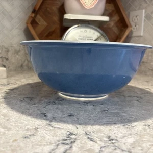 Vintage Pyrex 325 2.5 Liter Light Blue Clear Bottom Mixing Bowl - Picture 1 of 6