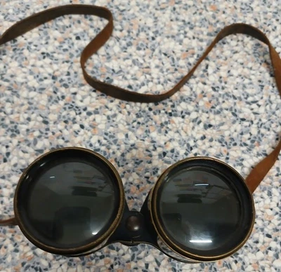 Vintage Heath & Co Binoculars - Image 1 of 4
