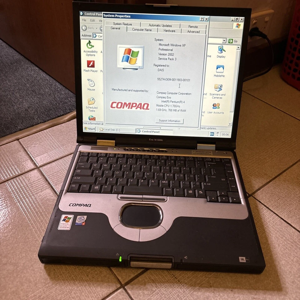 Compaq Evo N1000C 30gb HDD 768mb RAM 3.5" Floppy CD Drive *For Parts Or Repair* - Image 1 of 4