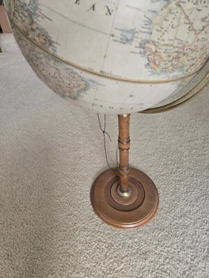 Globo de chão antigo National Geographic 17" - Imagem 1 de 2