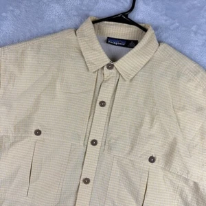 Patagonia Shirt Mens XL Fishing Short Sleeve Button Up Vented Pockets Yellow - Picture 1 of 8