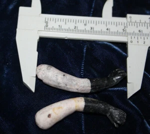 Antike Biskuit Kleinarme zur Wiedergabe Puppenstube Puppe GRÖSSE SIEHE FOTOS - Bild 1 von 8