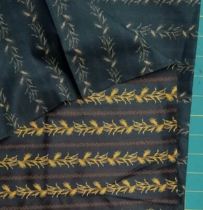 Double-sided Quilting Fabric Metallic Gold Wheat Stalks Stripes 3 yd - Picture 1 of 3