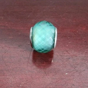 PANDORA S ALE 925 STERLING SILVER MURANO GLASS PETITE GREEN FACETS CHARM - Picture 1 of 6