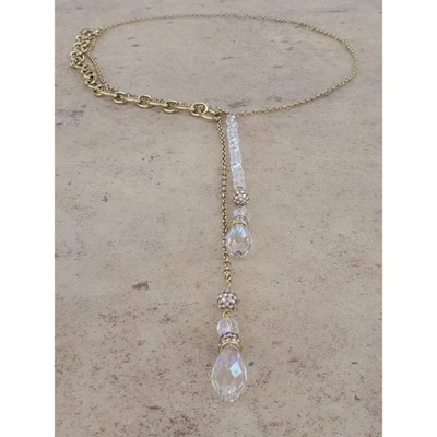 Colar de gota Heidi Daus tom dourado transparente iridescente com miçangas Lariat - Imagem 1 de 4