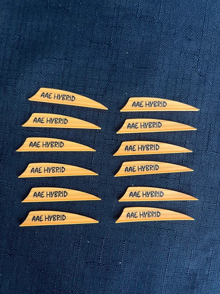 亚利桑那射箭 AAE 混合 2.0 防护切割 1.95 英寸 12 包 Vanes 全新 — 第 1/2 张图片